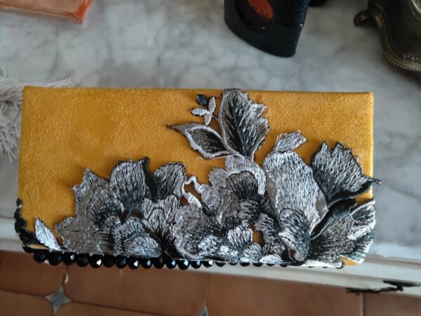 clutch de fiesta mostaza