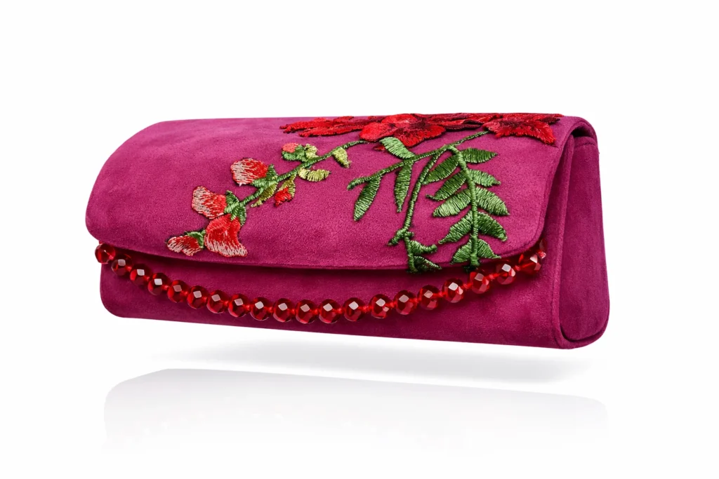 clutch fucsia bordado