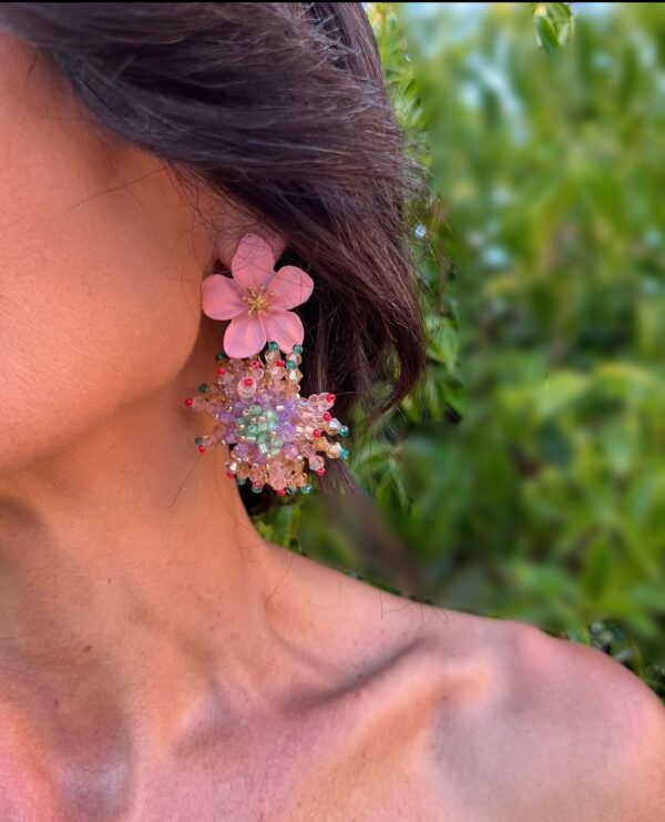 Pendientes de cascada con cuentas multicolor