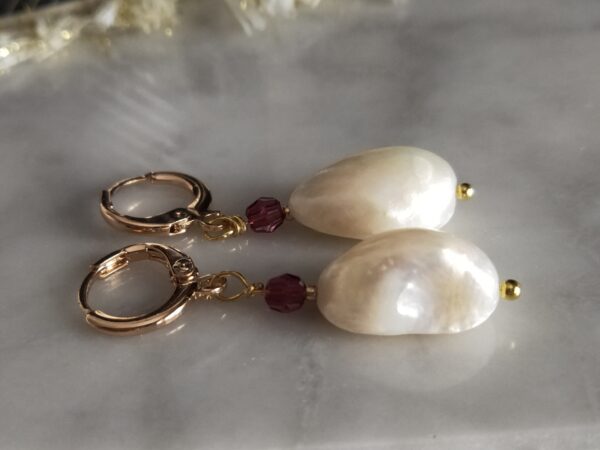aros pequeños con perla barroca