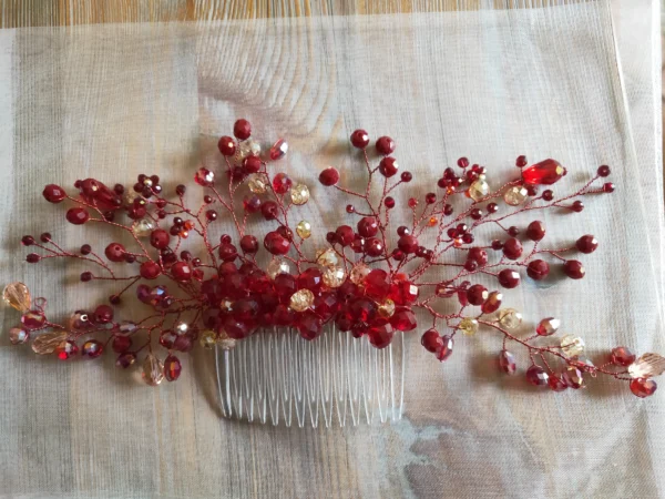 peineta de cristal roja