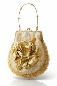 bolso de fiesta dorado con gran flor bordada estilo vintage elegante